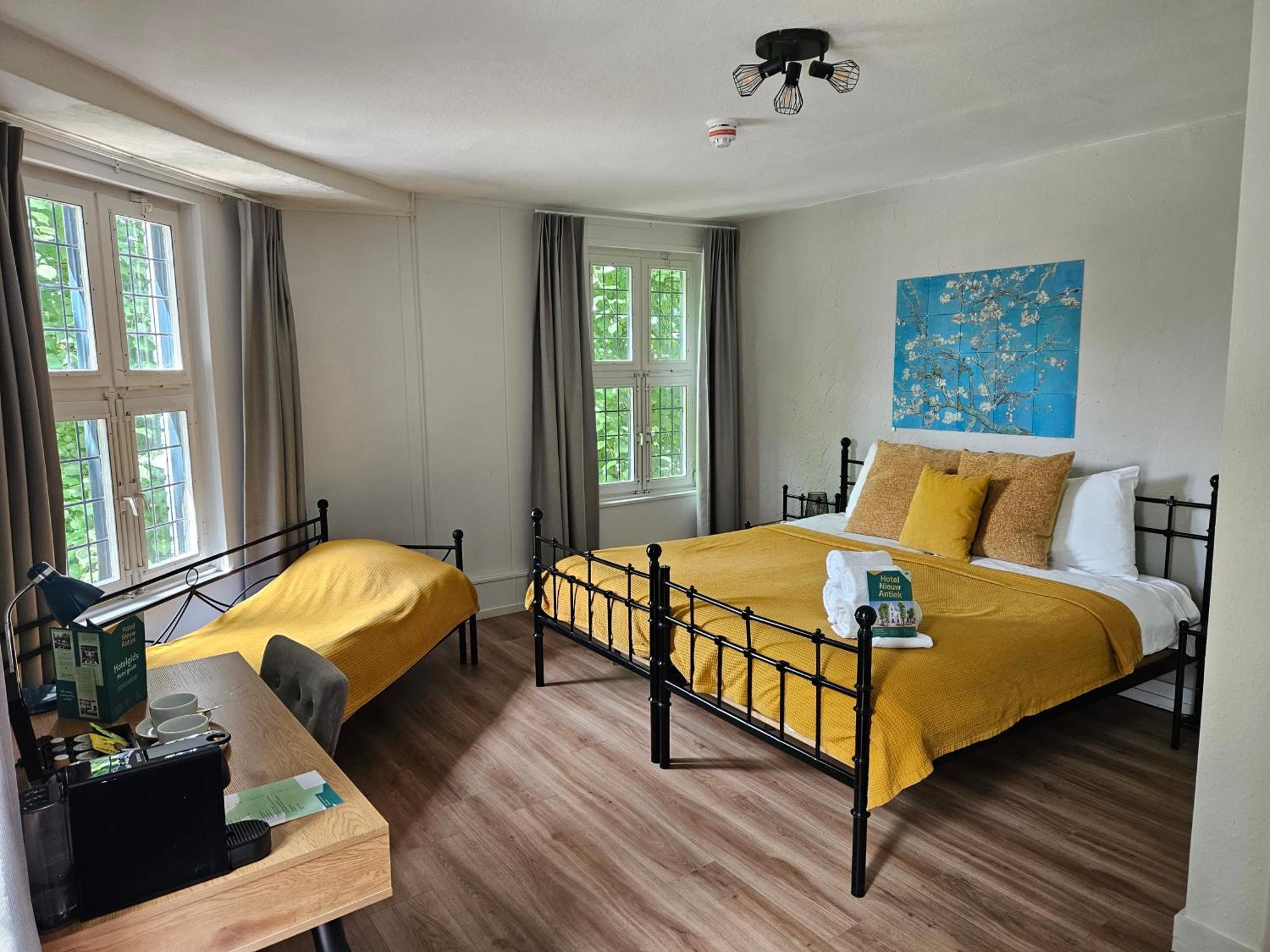 Hotel Nieuw Antiek Helden 部屋 写真