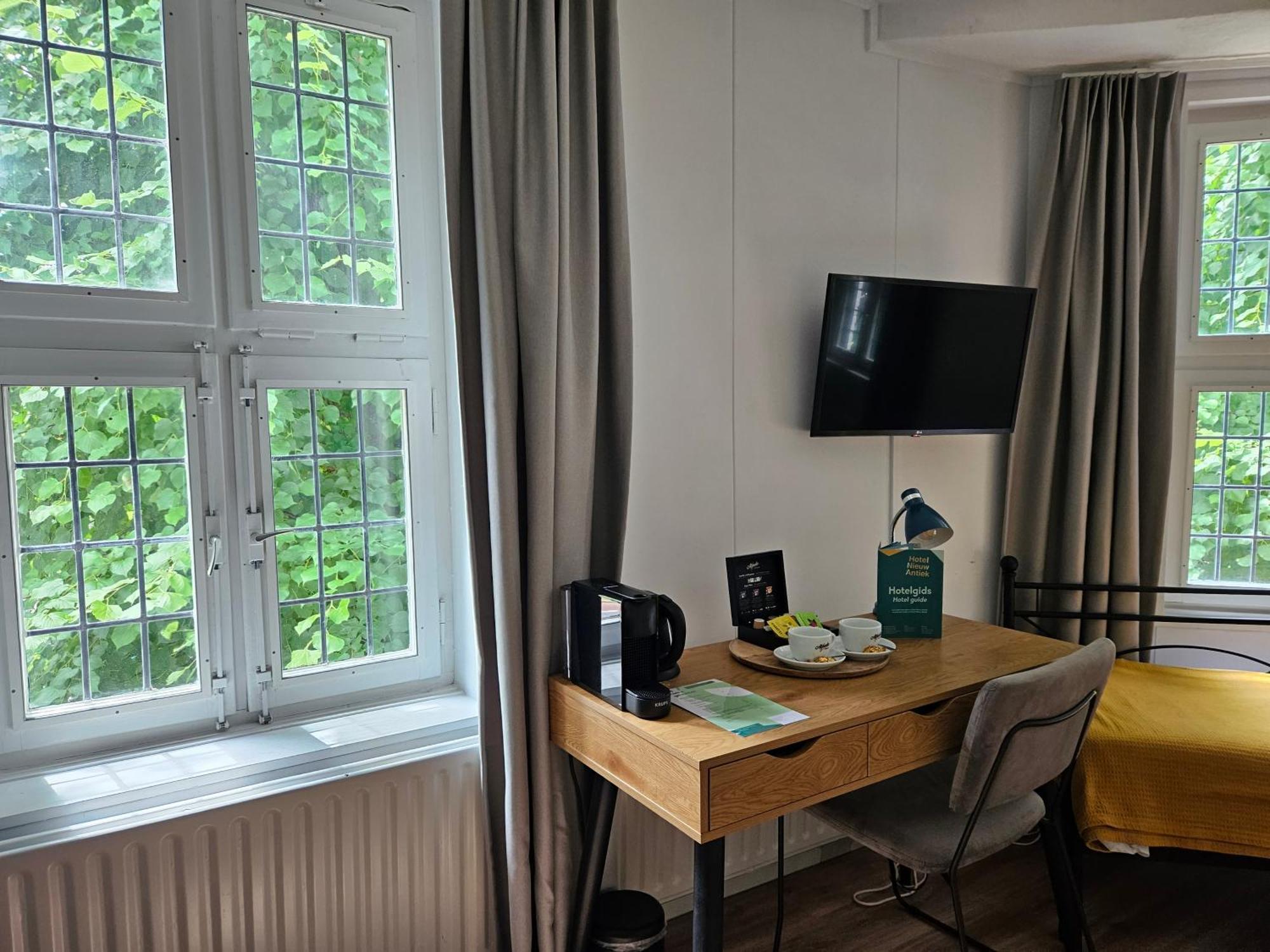Hotel Nieuw Antiek Helden 部屋 写真
